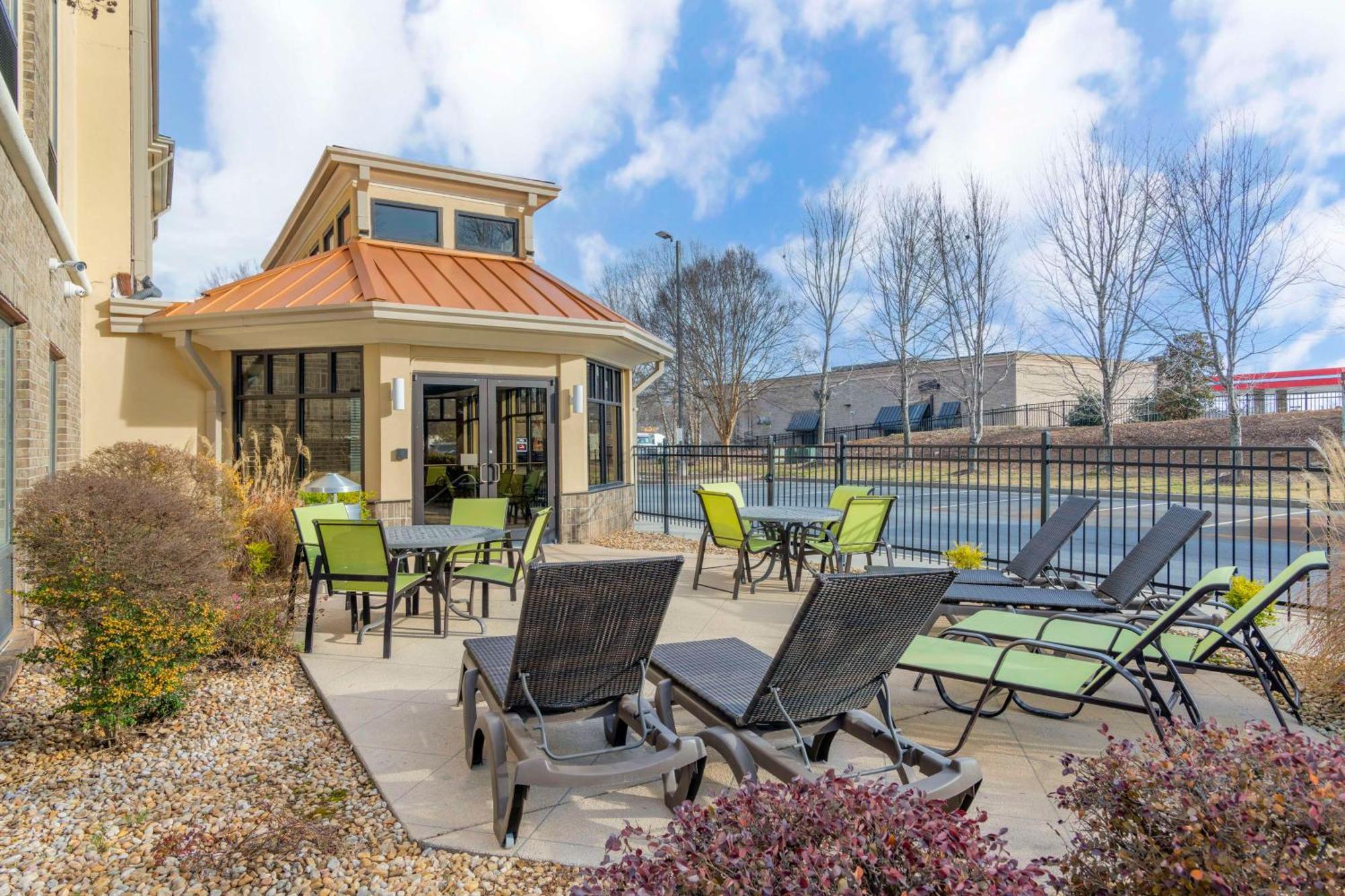 Western Atlanta Southwest 3* Fairburn